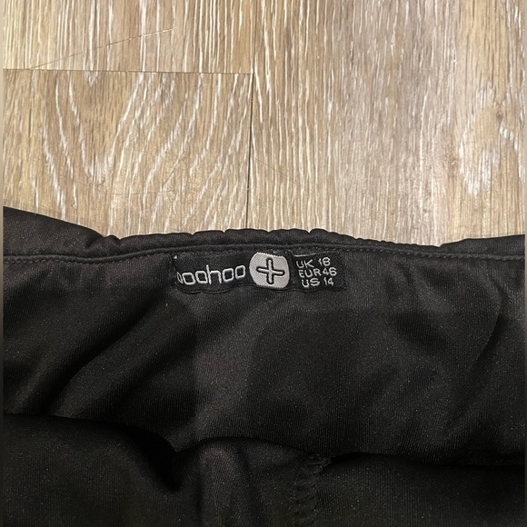 OFF THE SHOULDER SPLIT MIDI BODYCON
DRESS - Picture 3 of 11